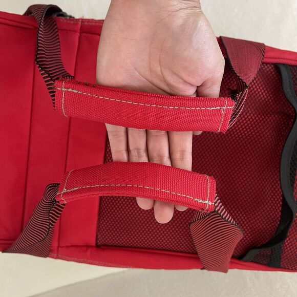 Marlboro Unlimited 90's Red Dual Sided Cooler Duffle Bag Missing Shoulder Strap - Picture 13 of 14